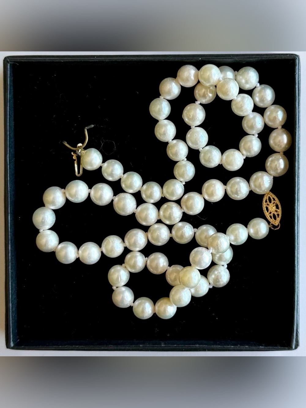 SOLID 14K GOLD GENUINE HAND-KNOTTED CULTURED PEARL NECKLACE